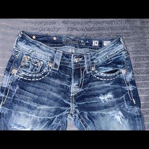 Woman’s MissMe Jeans Size 24!